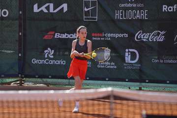 Previa sin tregua en Telde en el Rafa Nadal Tour by Santander Gran Canaria 2022/TA.
